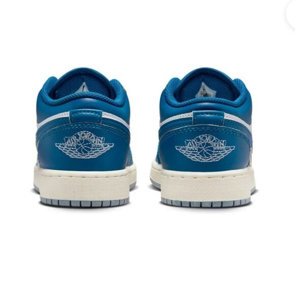 Nike KIDS AIR JORDAN 1 LOW SE 'INDUSTRIAL BLUE 6.5Y - Picture 10 of 16